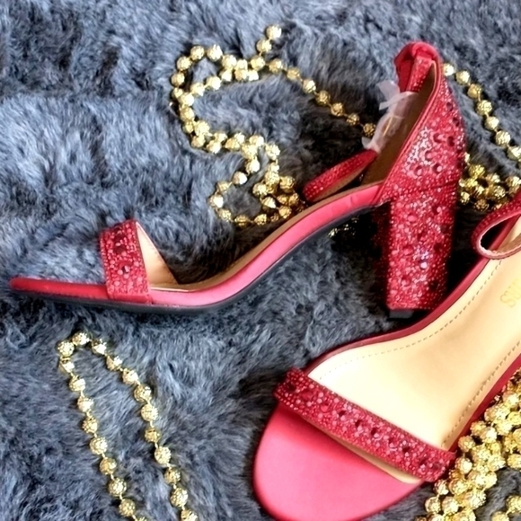 Ruby Bling Studded Chunky Heels Dream Pairs New Strappy Sandals Red 8 1/2 - Picture 1 of 7